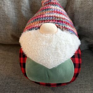 Squishmallow 8" Banu Holiday Gnome